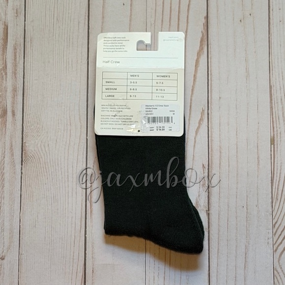 NWT Vuori Half Crew Sock White/Grass Unisex Size Medium - Picture 2 of 3